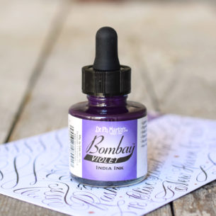 This Violet ink comes in a 1 oz. container. You'll need to transfer it to another container (like TPK's glass jar with gold lid) in order to use it!