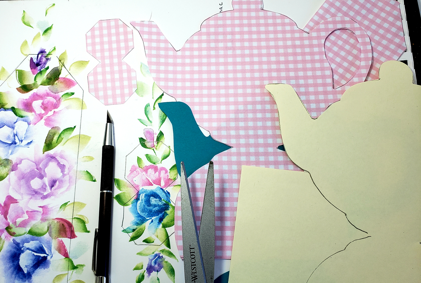Teapot-Themed Mother's Day Card Tutorial by Phyllis Macaluso