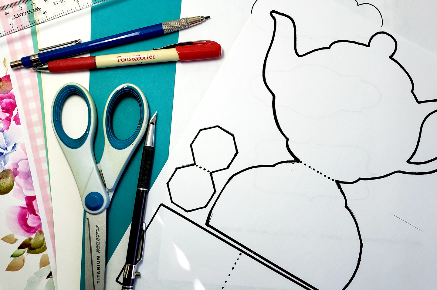 Teapot-Themed Mother's Day Card Tutorial by Phyllis Macaluso 